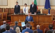 Парламентът преизбра Димитър Радев за нов мандат начело на БНБ