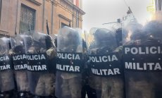 Потушеният опит за преврат е важна победа за президента на Боливия