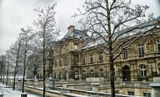 "Данък терор" влезе в сила във Франция