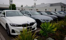 Часовникът тиктака за Тръмп - пътят към митнически споразумения се оказа трънлив