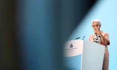 ЕЦБ ще намали лихвите, докато търговският хаос тежи на икономиката