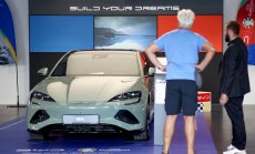 Европейските електромобили тепърва ще стават по-достъпни, за да отговорят на Китай