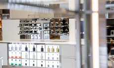 Kering продава бизнеса си с козметика на L’Oréal за 4,7 млрд. долара