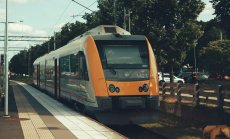 България не инвестира в бъдещето си – магистрали и високоскоростни влакове