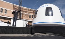 Безос ще опита да напише история с първия безпилотен граждански космически полет