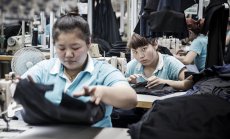 Митата на Тръмп: Фабричната активност в Китай е най-слаба от 2023 г. насам