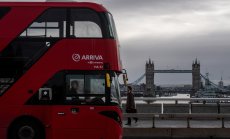 Британската лира се съвзема, въпреки въртележката с програмата за облигации