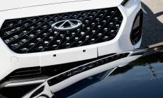 Китайски автомобили за ирански метали: как санкциите възродиха бартерната търговия