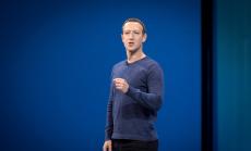 Зукърбърг прикани разработчиците да продължат да работят за Facebook