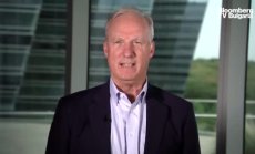 American Airlines не вижда признаци на забавяне на търсенето