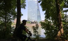 ЕЦБ остава вярна на курса за постепенно излизане от стимулите
