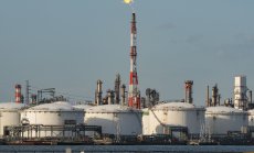 Отскокът на петрола не успява да заличи най-голямата седмична загуба от 2018 г. насам