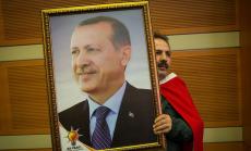 Турската лира потъна след свалянето на самолета