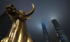 Китайският пазар за $11 трлн. постепенно надига глава