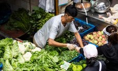 Слабото търсене продължава да подхранва дефлацията при производителите в Китай