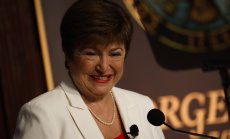 МВФ: Растежът ще се забави до 3,2% заради значително свиване на най-големите икономики