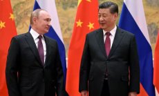 Китай изгражда коалиция срещу американското „варварско и кърваво“ лидерство