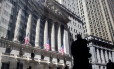 Дългът на САЩ внезапно се търгува като рисков актив в предупреждение към Тръмп