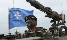 Европа трябва да се въоръжава за защита от варварите пред портите си