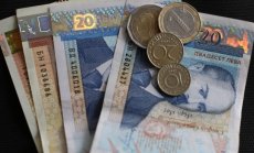 Правителството смята да отпусне еднократна помощ от 300 лв за семейства заради скъпите горива