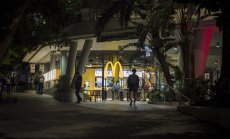 Европейски мениджъри на активи се изправят срещу McDonald's заради антибиотиците
