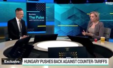 Сиярто обвини ЕС, че не е договорил митата с Тръмп