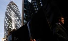 ЕС в битка за банките на Острова