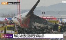 Южна Корея разследва най-тежката авиокатастрофа в страната