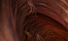 Желязната руда поевтиня, след като голям китайски строител обяви фалит