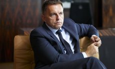 В Словакия разследват член на Управителния съвет на ЕЦБ по обвинения в корупция 