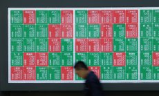 Трейдърите, поучени от августовския срив, продължават да залагат на японските акции