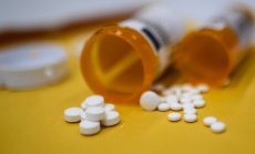 Споразумението с компаниите за опиоиди за $1,7 млрд. е пред провал