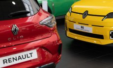 Продажбите на автомобили в Европа се възстановяват през март