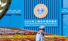 Си обеща повече заеми и инвестиции за водения от Китай блок за сигурност