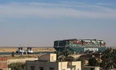 Край на задръстването при Суецкия канал