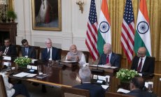 Индия трайно се обръща към Западния свят 