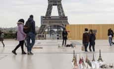 Айфеловата кула ще бъде отворена отново в средата на юли, след огромни загуби