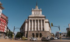 Какъв трябва да е бюджетът на България? Попитахме експертите