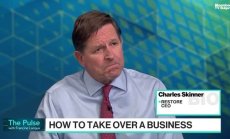 Скинър: Технологичният сектор не е единствен