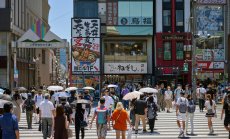 Япония отново се кани да се затвори - туристите ѝ се пречкат
