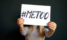 Протести в стил  #MeToo срещу пиянството по служба