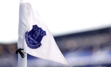 Фирмата за облицовки, работеща по стадиона на Евертън, фалира