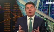 Донахю: Всички страни продължават дефицитите и догодина