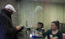Десетки обменни бюра за валута в Истанбул затвориха врати