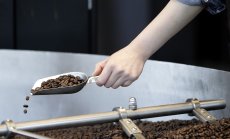 Цената на кафето ще се движи нагоре заради климатичните промени и митата