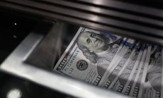 Сделките с опции на макрофондове все повече изхвърлят долара