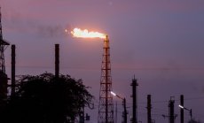 Петролът поевтинява за 4-ти ден заради срещата на ОПЕК+ и предпазливостта на пазара