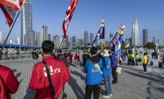 Младите китайци се насочват към екскурзоводството заради слабия пазар на труда