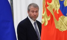 Трябва да се облагат с данък руските олигарсите, а не само да се конфискуват яхтите им