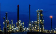 Германия поема контрола над три петролни рафинерии на "Роснефт"